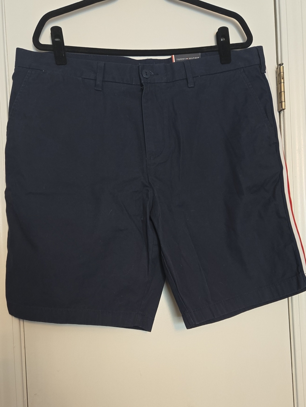 NWT Tommy Hilfiger Men’s Navy Blue Flat Front Shorts with Side Stripe